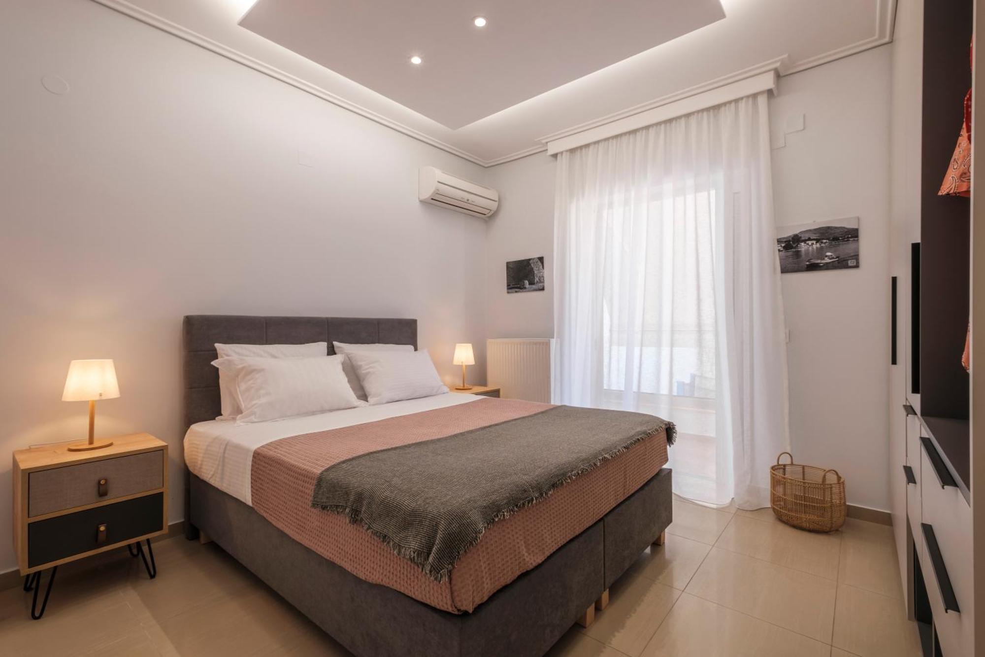 Shemesh Residence นาฟปลิโอ ภายนอก รูปภาพ